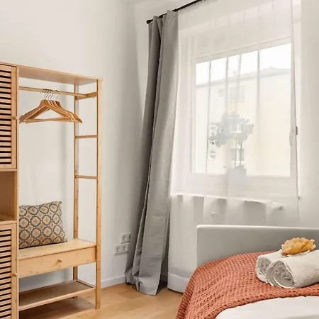 Deluxe - Design & Space דירה *